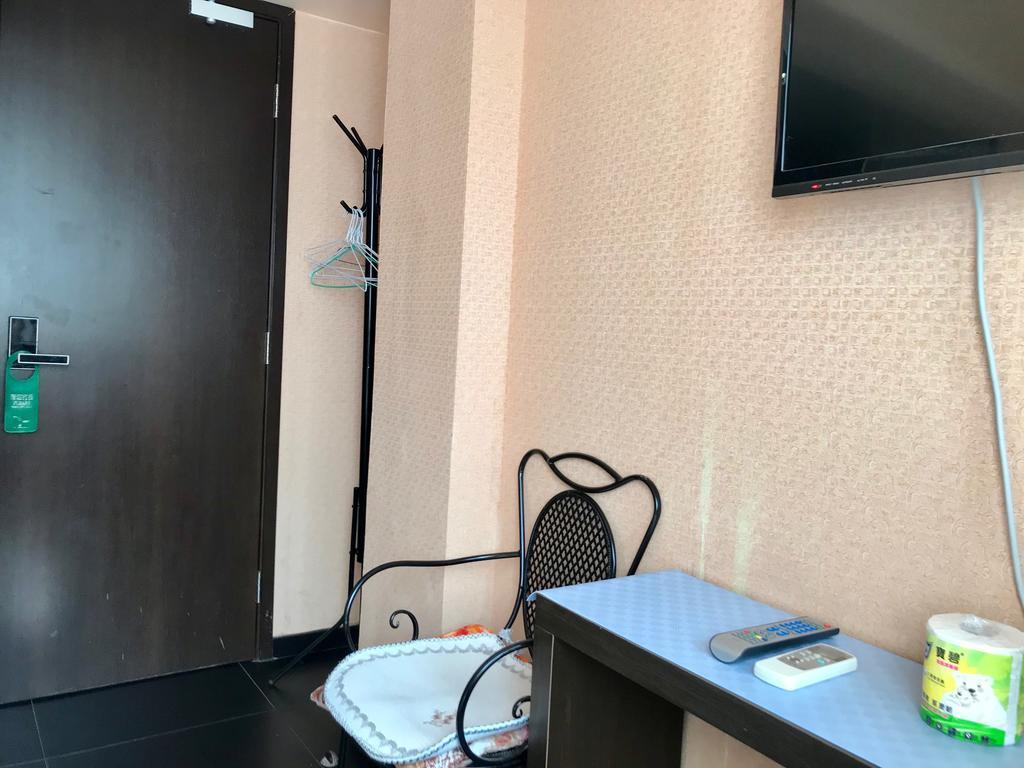 Bloomy Hotel Hong Kong Room photo