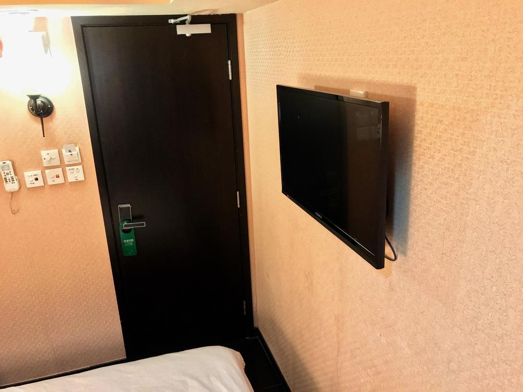 Bloomy Hotel Hong Kong Exterior photo